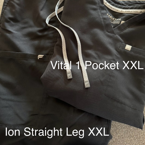 Fabletics Scrub Set Black XXL - Picture 1 of 2